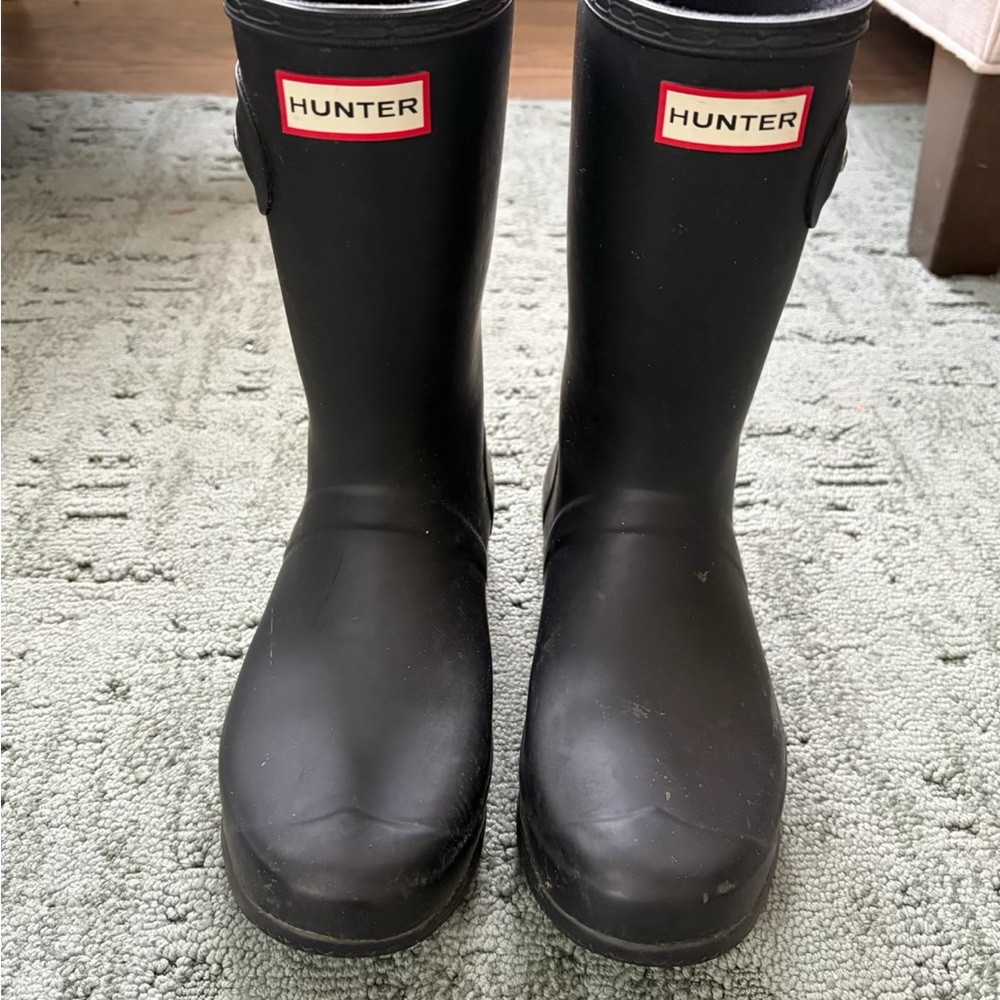 Hunter Black Label Interior